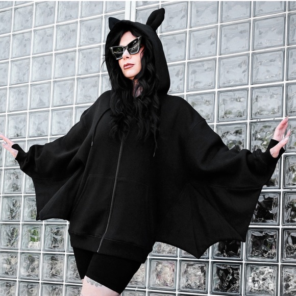 Foxblood bat wing hoodie - Picture 2 of 6